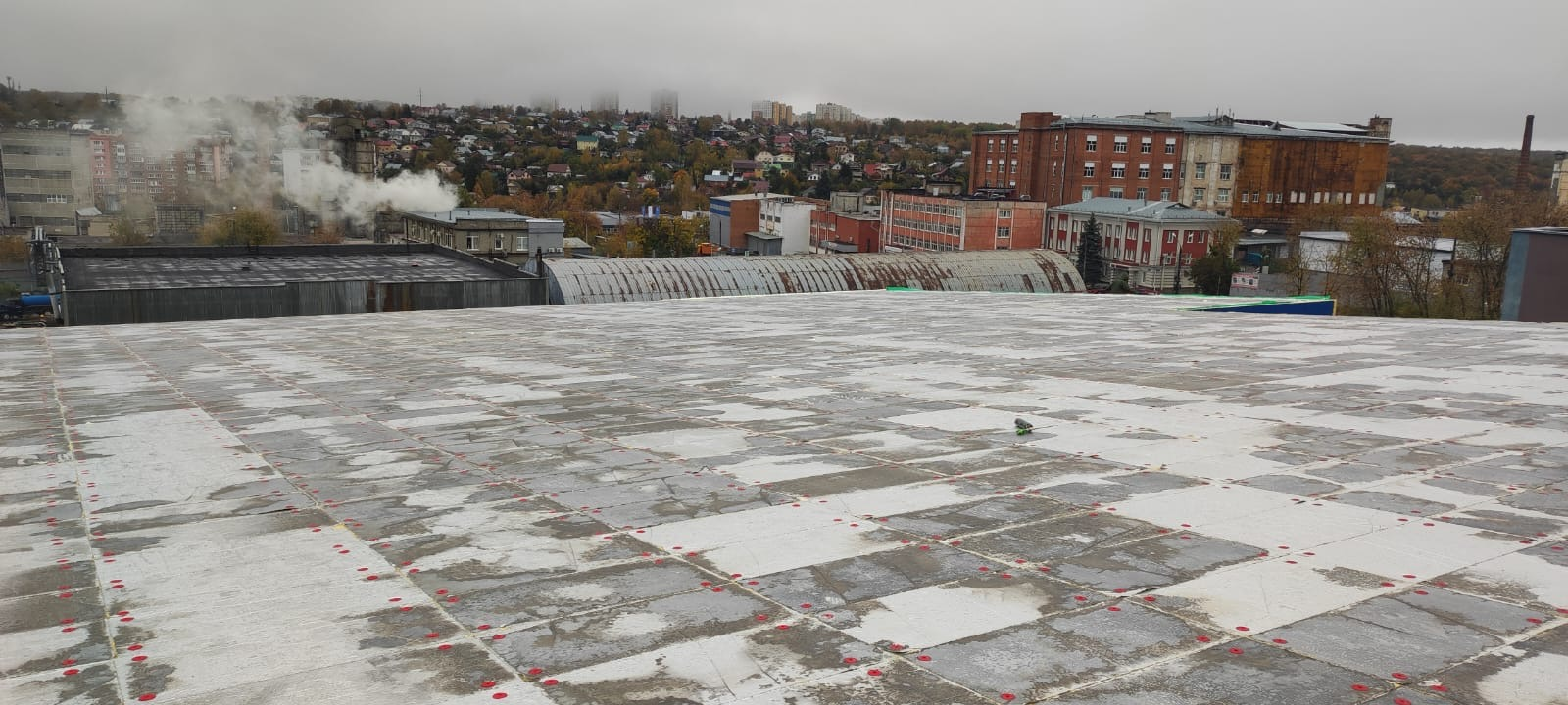 Устройство наборной кровли для снс склада