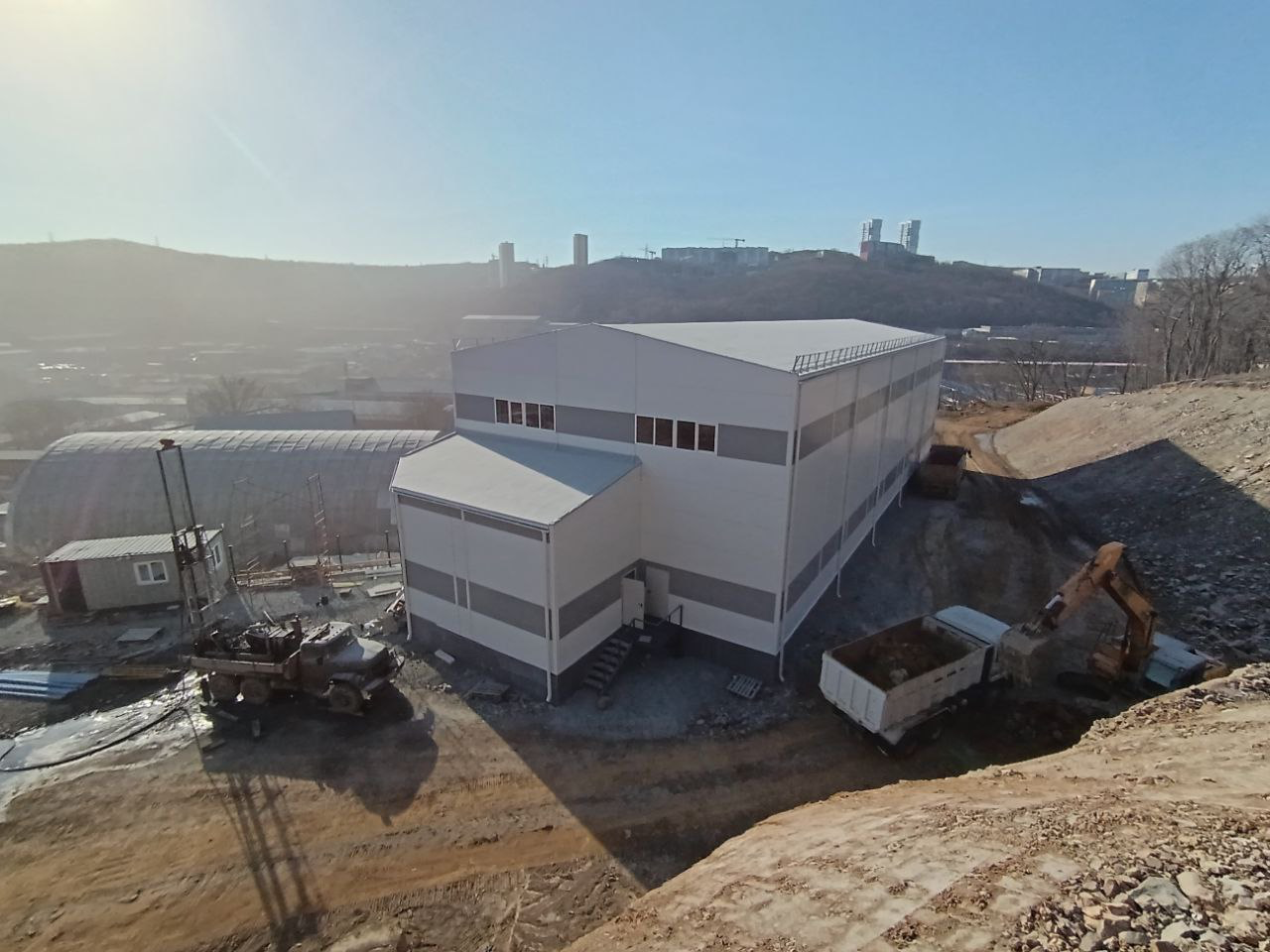 Строительство быстровозводимого самонесущего склада для хранения автомобильных шин.