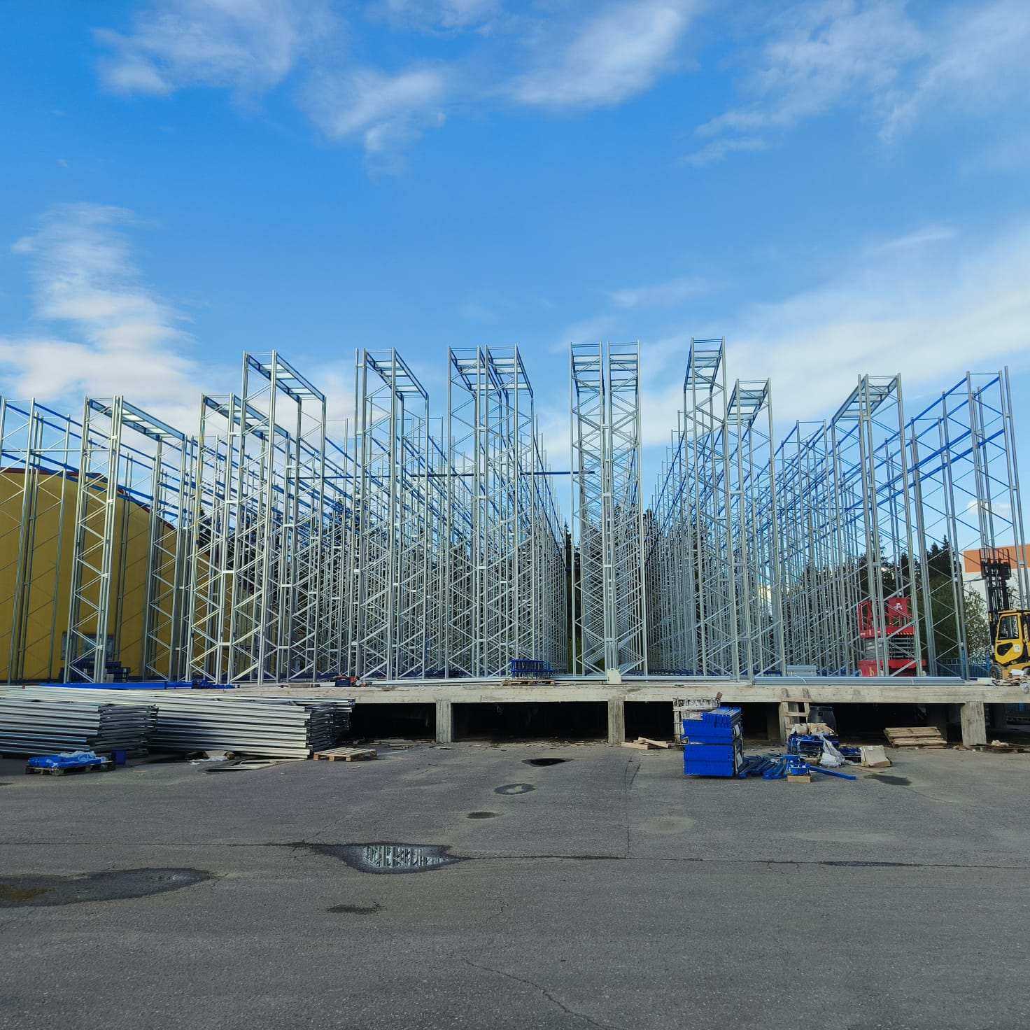 Сборочные работы по монтажу холодильного склада