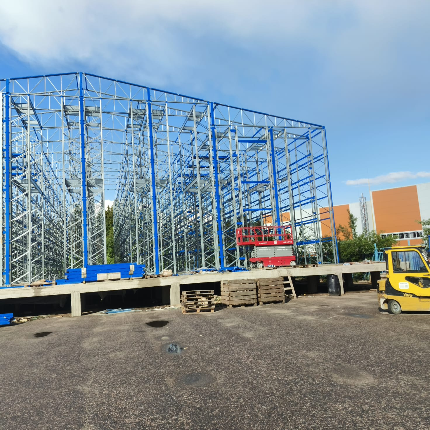 Строительство быстровозводимых складов и ангаров